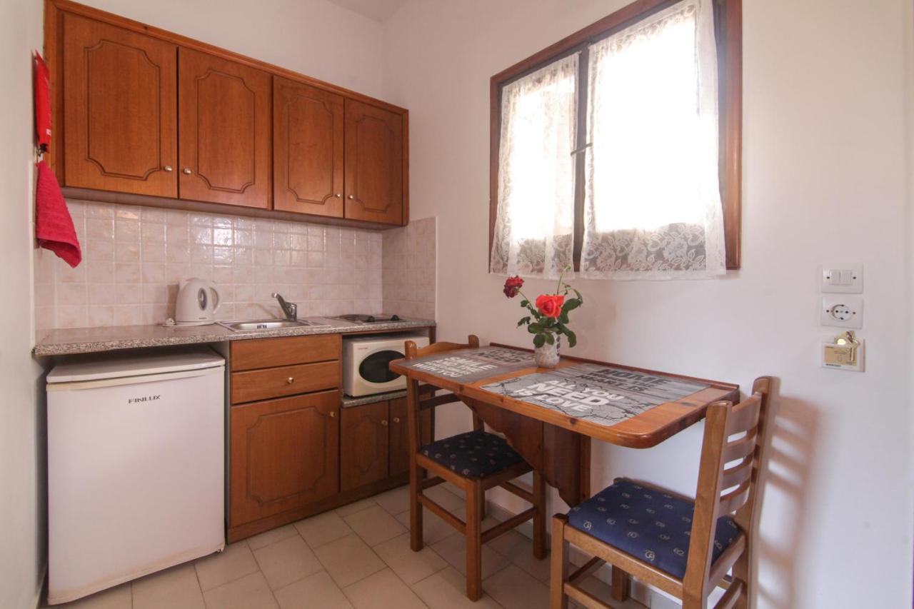 Fiona Apartments Roda  Dış mekan fotoğraf