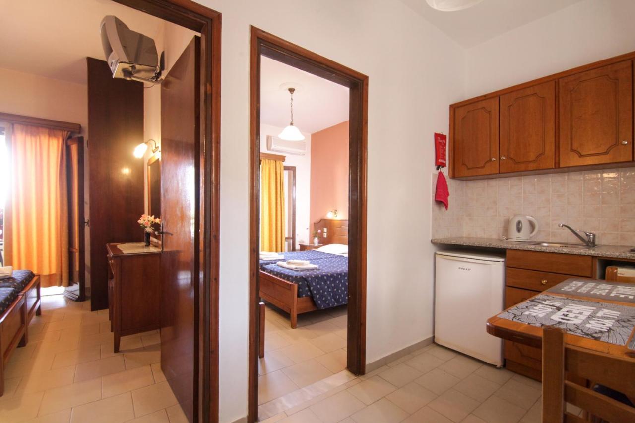 Fiona Apartments Roda  Dış mekan fotoğraf