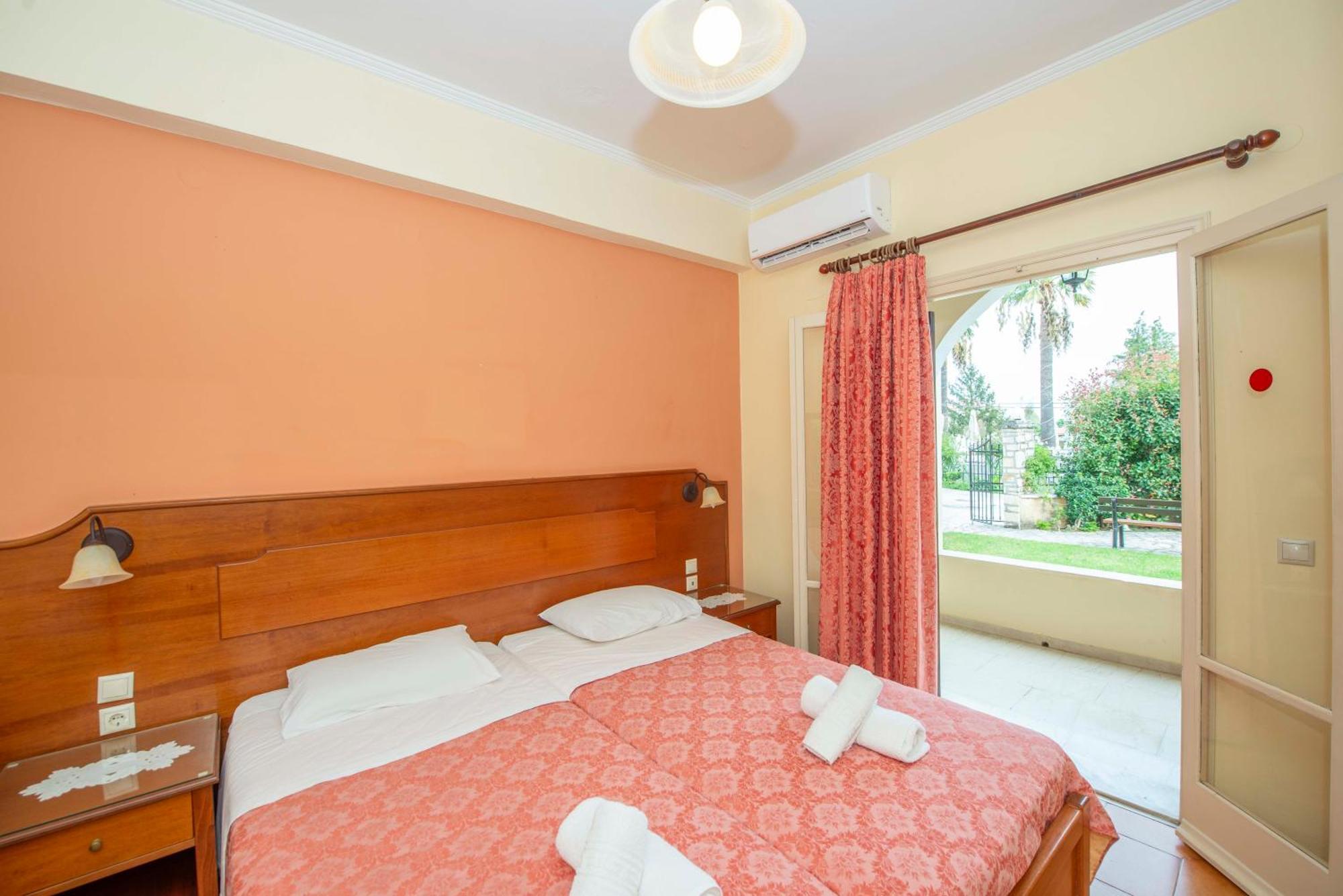 Fiona Apartments Roda  Dış mekan fotoğraf