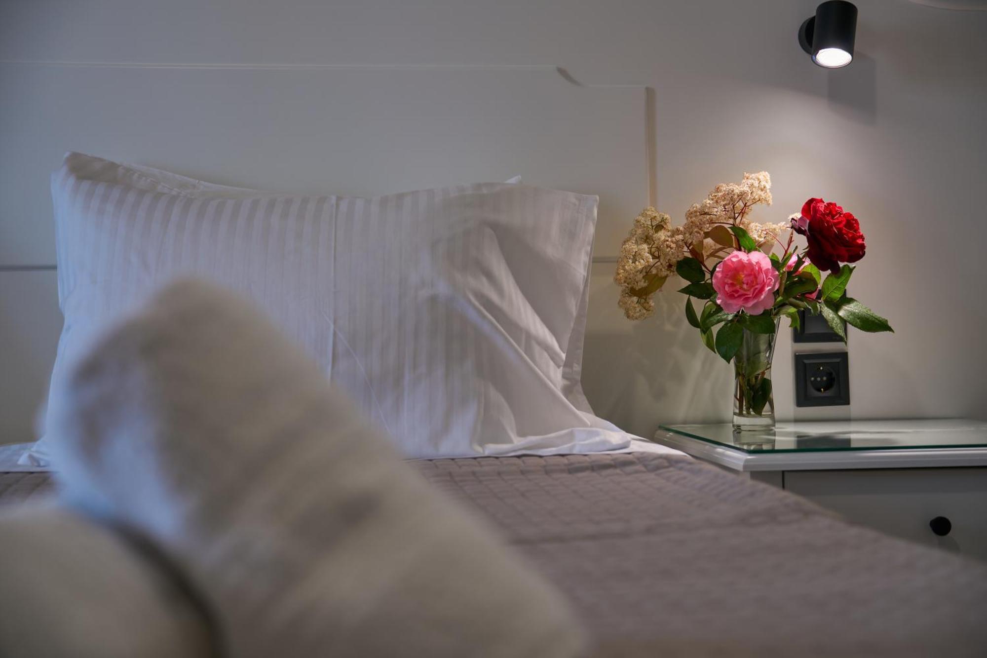 Fiona Apartments Roda  Dış mekan fotoğraf
